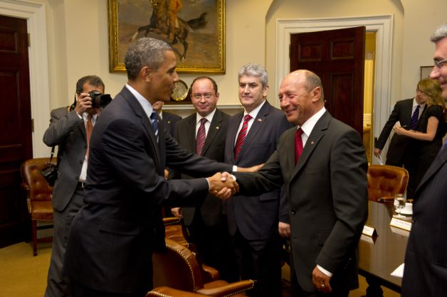 Băsescu s-a întâlnit cu Obama. Plus ce i-a spus vicepreşedintele SUA liderului de la Bucureşti