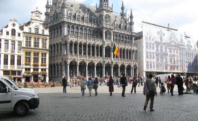Cosmopolitul Bruxelles: ciocolată şi bere, hipsteri şi europarlamentari