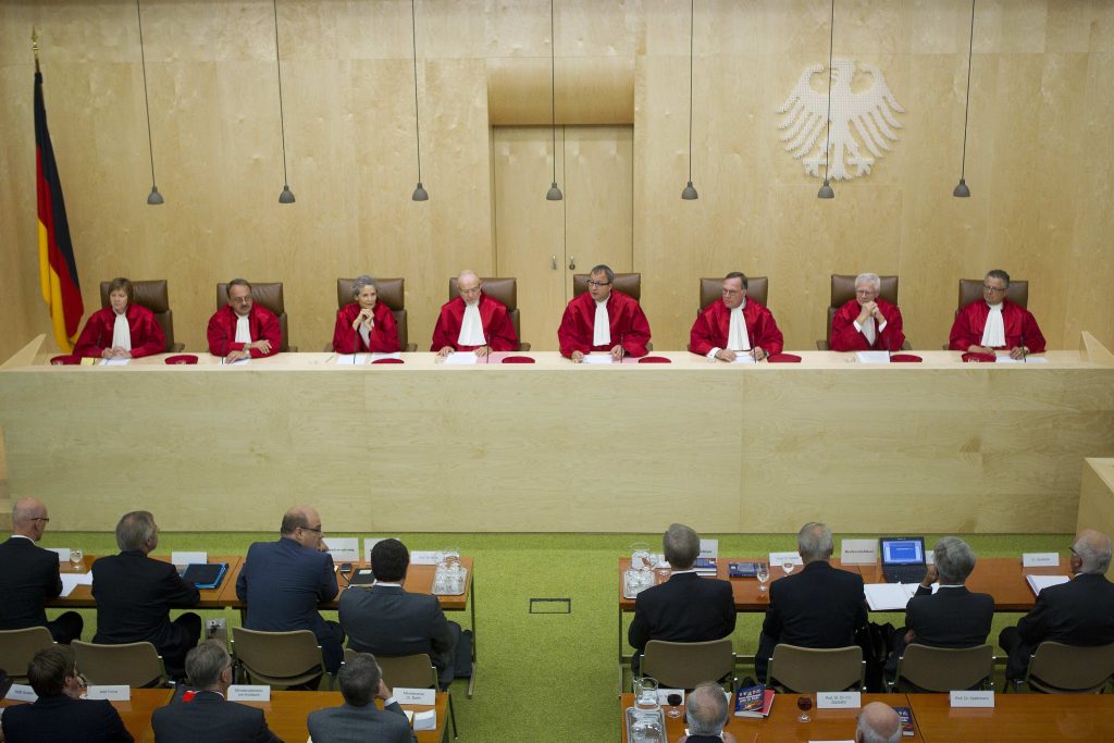 Curtea Constituţională germană declară legal ajutorul financiar acordat Greciei