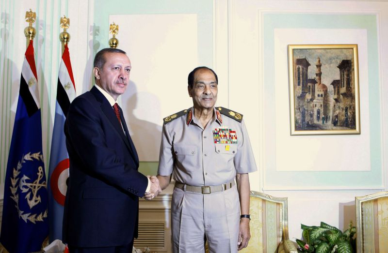 Erdogan curtează lumea musulmană şi îşi consolidează rolul de lider regional