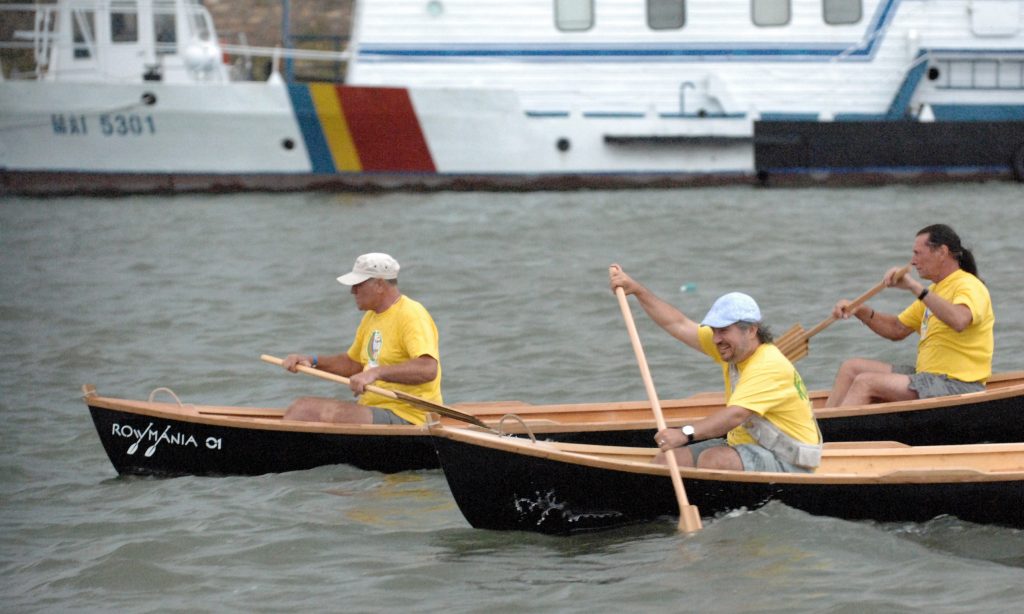 Festivalul Bărcilor: puşcăriaşii au câştigat concursul de canoe
