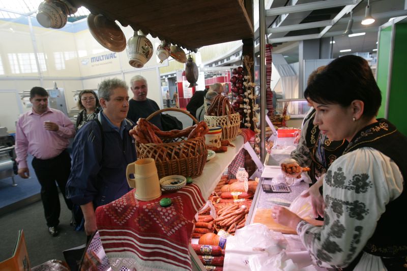 Inflaţia a scăzut în august 2011. VEZI lista ieftinirilor