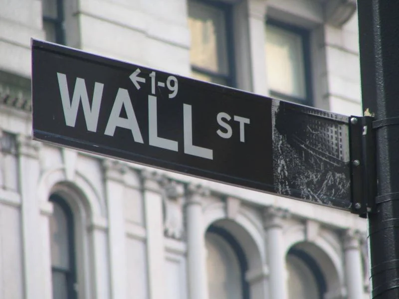 Lăcomia bancherilor scoate oamenii în stradă: Protest pe Wall Street