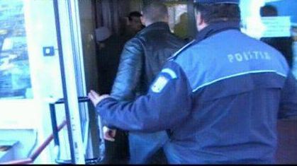 Tâlhar tunisian, prins furând lănţişoare în Bucureşti