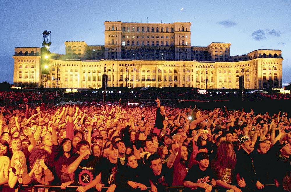 Viaţa de noapte şi festivalurile, atuurile Elenei Udrea în atragerea turiştilor în Bucureşti