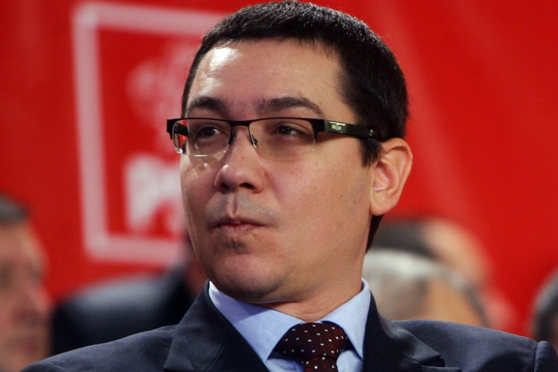 Victor Ponta, disperat să îngroape scandalul "Oprescu-gazon"