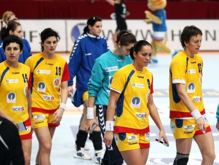 Avem echipă, avem valoare. La handbal feminin. La fotbal suntem ca la băieţi