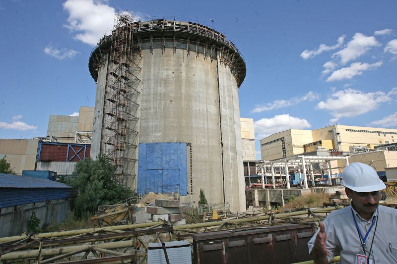 Băncile ar putea investi în centrala nucleară de la Cernavodă