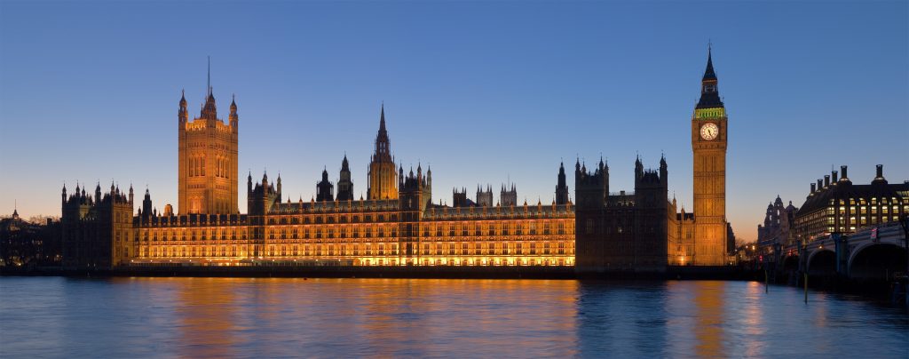 Big Ben ar putea ajunge Turnul "înclinat" din Londra