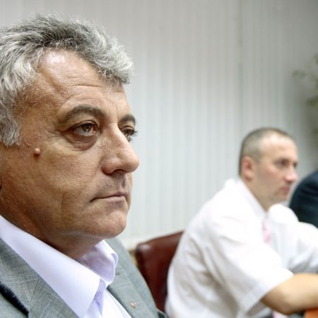 Dosarul prizelor "Siemens", trimis de trei ori la Curtea Constituţională