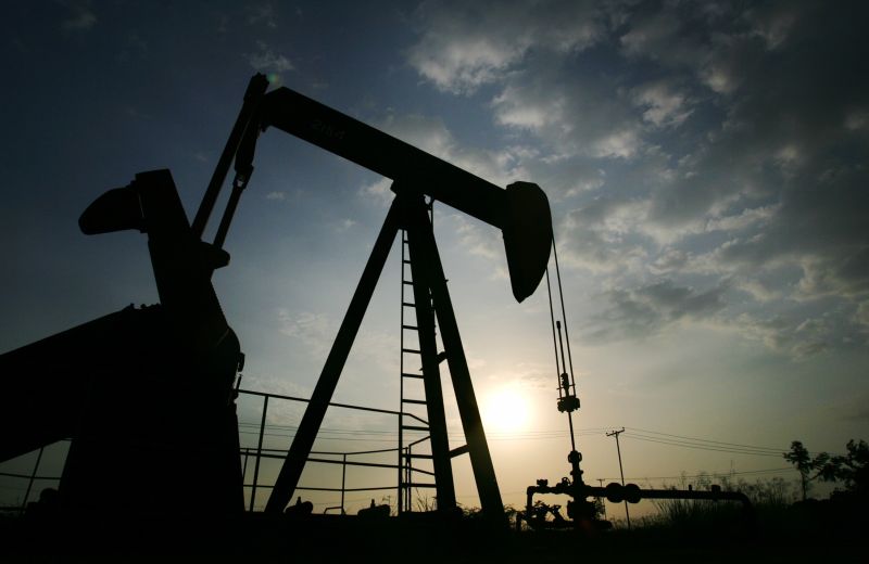 Din cauza închiderii câmpurilor petrolifere, Libia a pierdut 95% din venituri