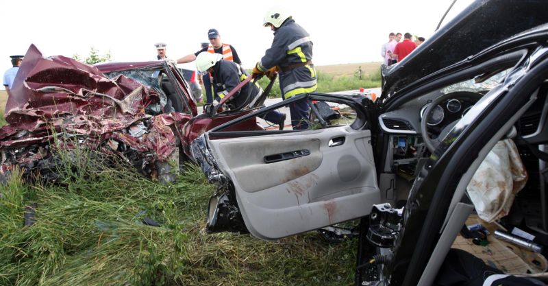 Peugeot-ul morţii, cadou de majorat