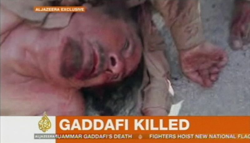 Şocant. Gaddafi a fost sodomizat înainte de a fi ucis. Noua putere de la Tripoli refuză anchetă internaţională