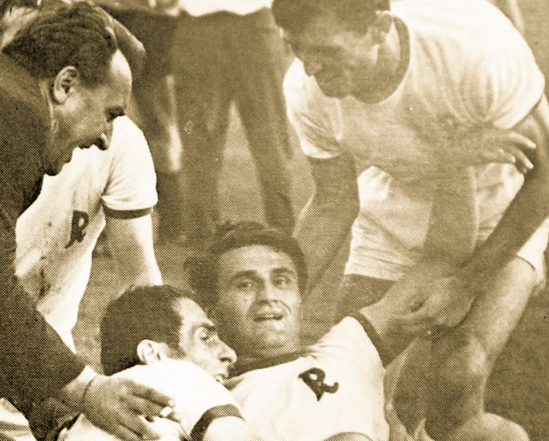 1967: fanii Rapidului şi-au lăsat idolii fără bani şi fără ceasuri!