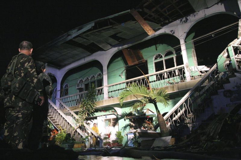 Atentat cu bombă la un hotel din Filipine: trei morţi şi 27 de răniţi
