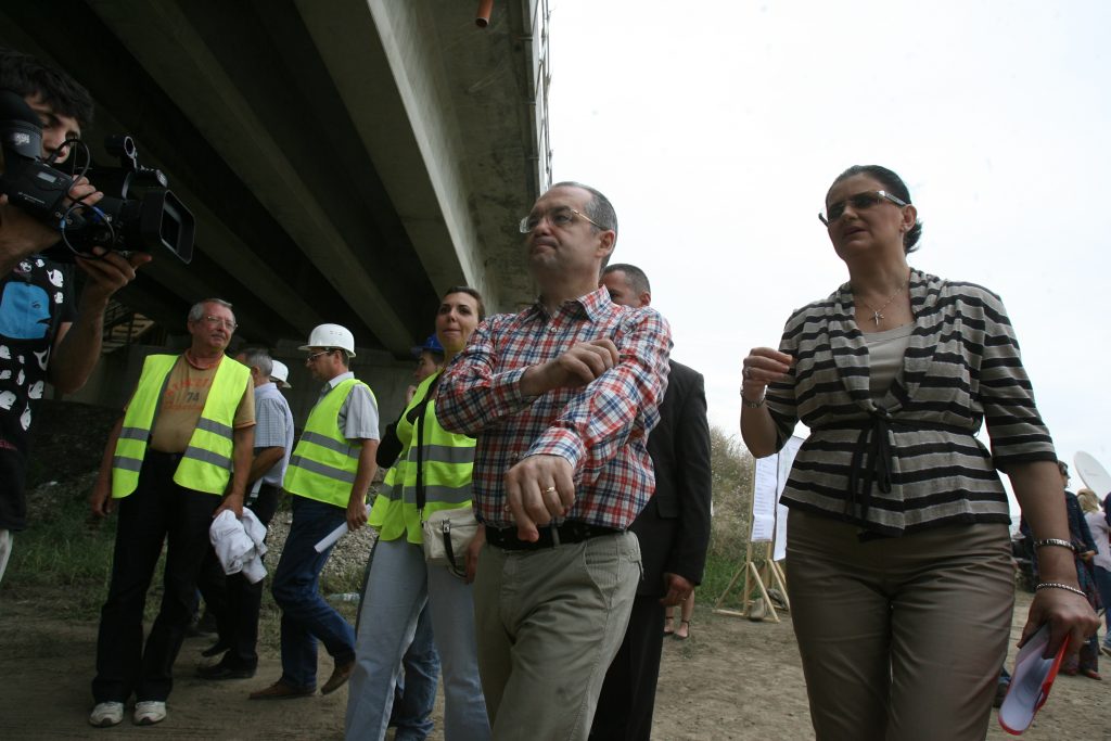Boagiu ne promite 900 de kilometri de autostradă în 2013