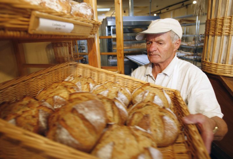 Cum suntem păcăliţi cu pâine neagră şi alimente tradiţionale
