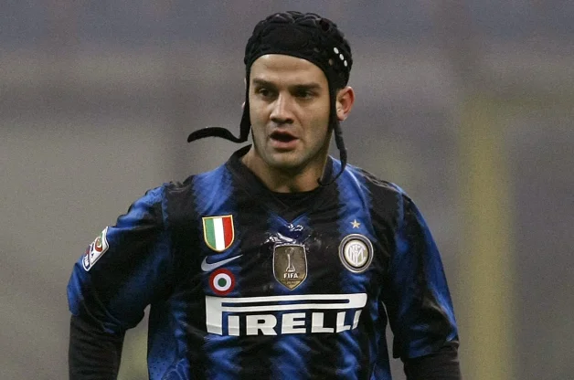 EXCLUSIV. Cristi Chivu rămâne la Inter, dar cu salariul înjumătăţit