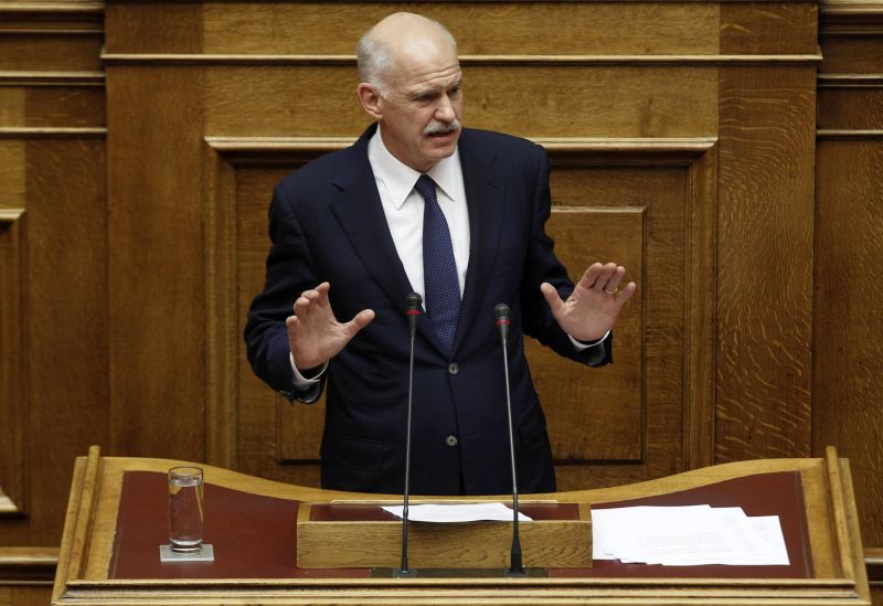 Grecia. Discuţia preşedinte-prim ministru s-a încheiat. Premierul Papandreou: Începem formarea guvernului de uniune naţională