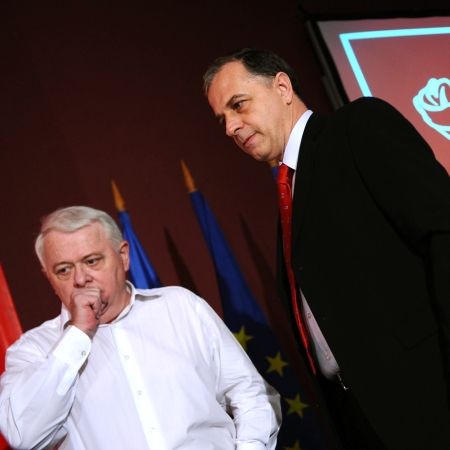 Hrebenciuc îşi oferă serviciile lui Ponta: "Geoană trebuie sancţionat!"