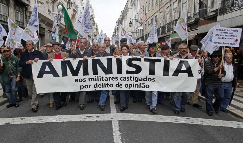 Militari portughezi au protestat, în stradă, la Lisabona