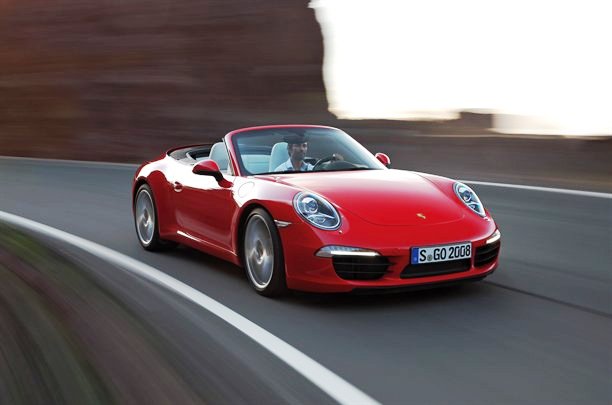 Porsche a prezentat, astăzi, versiunea cabrio a gamei 911