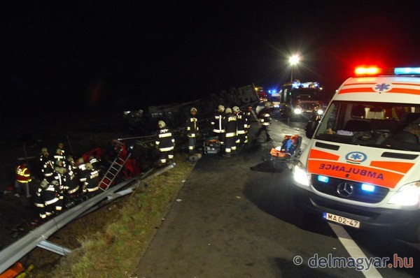 Primele reacţii ale Ministerului Transporturilor după accidentul din Ungaria, în care au murit 14 români