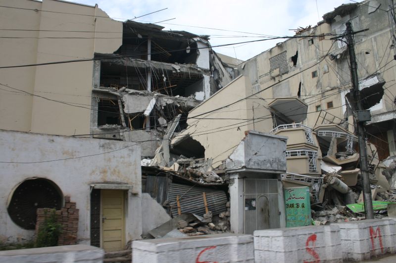 Seismul din Turcia: Imagini şocante cu prăbuşirea unui hotel din Van | VIDEO