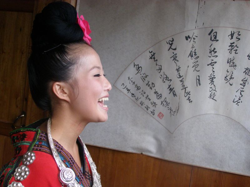 Suveniruri cu Miao în ţara lui Mao. Cum fac chinezii atracţie turistică dintr-o minoritate
