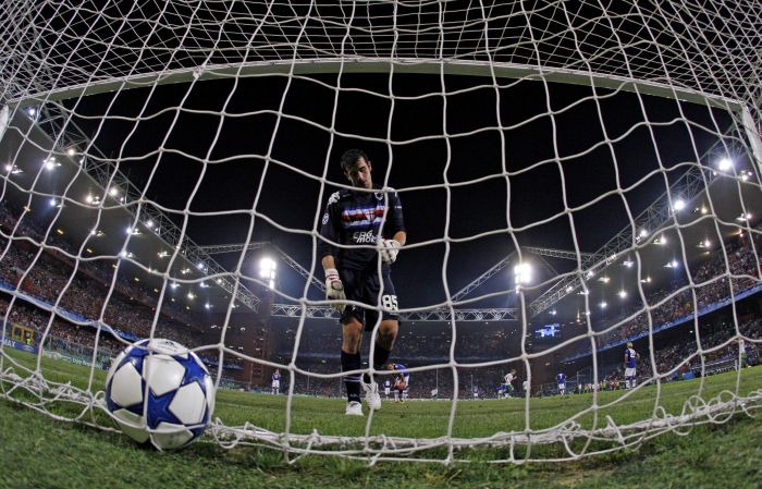 Arbitrii români nu au loc la Euro 2012