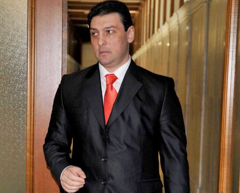 Deputatul Nicolae Păun, iniţiatorul unui proiect de lege care interzice practicile oculte în România: Viagra combate orice vrajă!