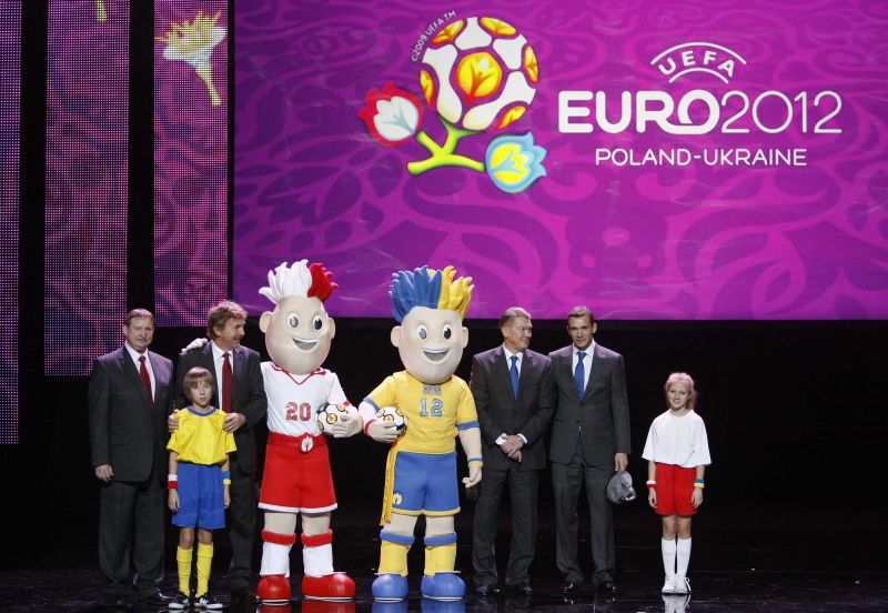 EURO 2012: Van Basten, mână bună pentru Polonia. Nicio "grupă de foc"