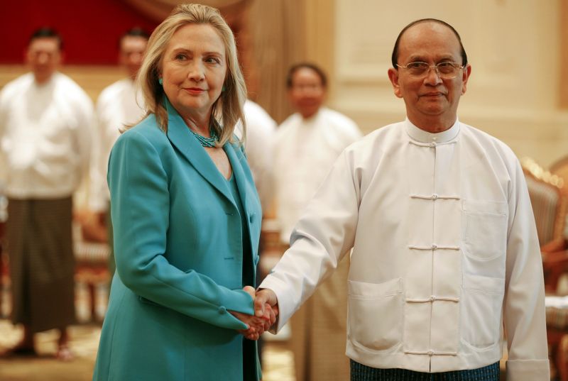 Hillary Clinton face o vizită istorică în Myanmar