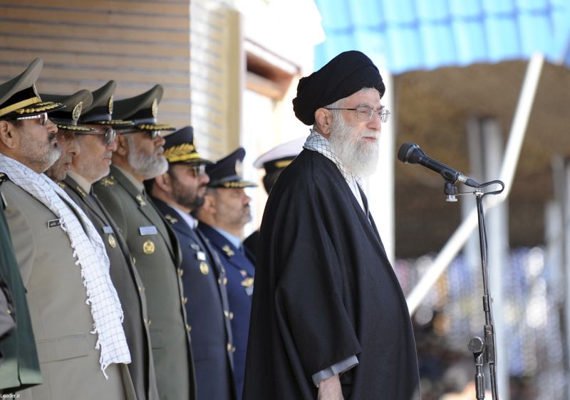 Iranul intră cu toate forţele în războiul mondial al declaraţiilor