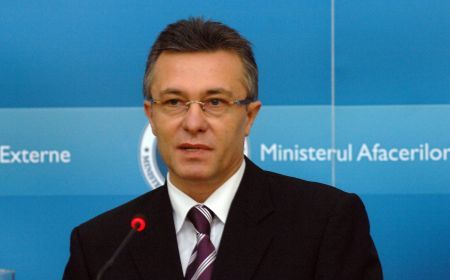 Cristian Diaconescu merge la Chişinău, în prima sa vizită externă după numirea în funcţie