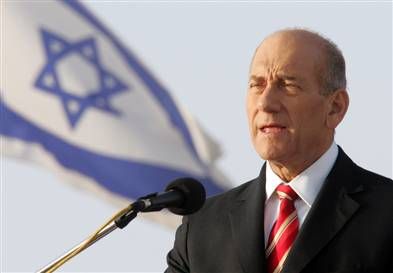 Fostul premier israelian Ehud Olmert, pus sub acuzare pentru corupţie