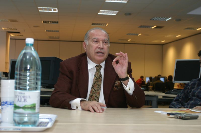 În 2011, Voiculescu a făcut o avere din afaceri cu statul "dictatorului" Băsescu