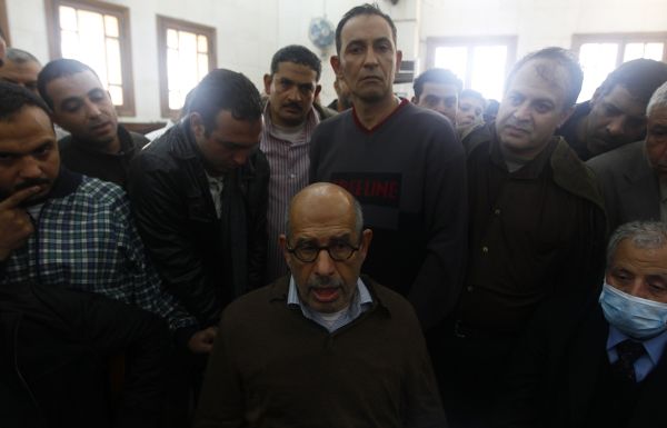 Mohamed ElBaradei nu mai candidează la alegerile prezidenţiale din Egipt