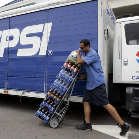 Pepsi: "Nu poți să găsești un șoarece în Mountain Dew pentru că băutura îl dizolvă"