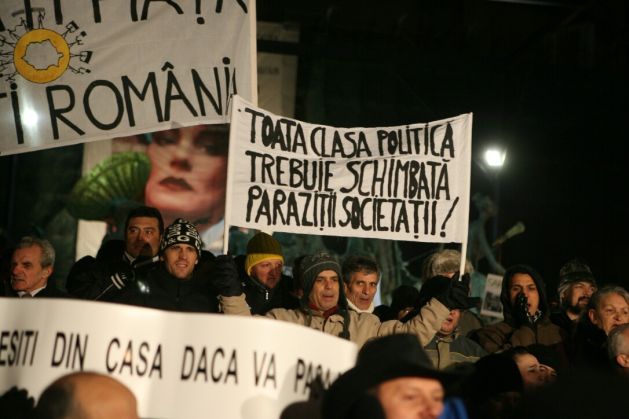 Posibil record: cel mai "aglomerat" protest cu acte în regulă