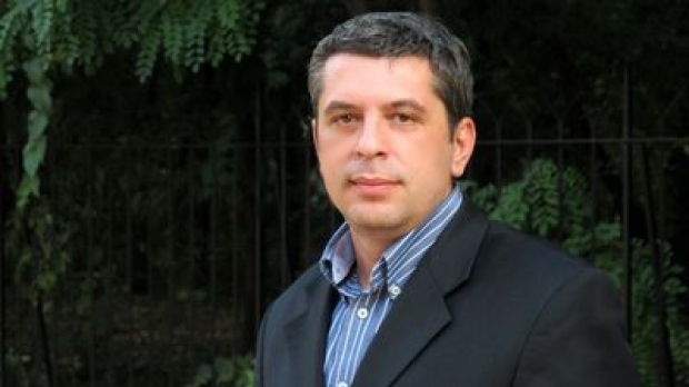 Prim-procuror și secretar de primărie, reținuți de DNA