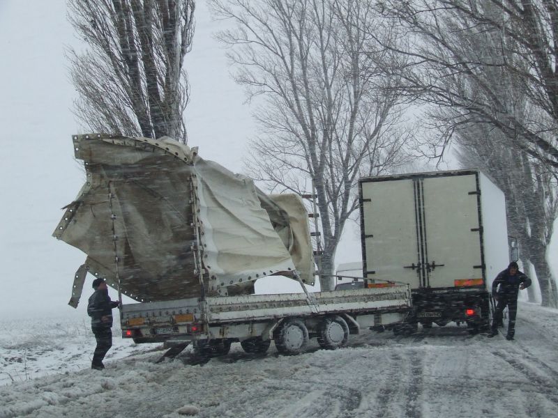 S-a întors VISCOLUL. Drumuri naționale din Vrancea, Buzău și Tulcea, închise din cauza zăpezii