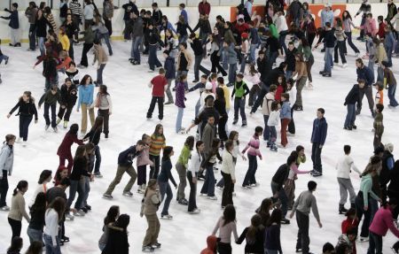 Topul celor mai spectaculoase patinoare din lume | FOTO