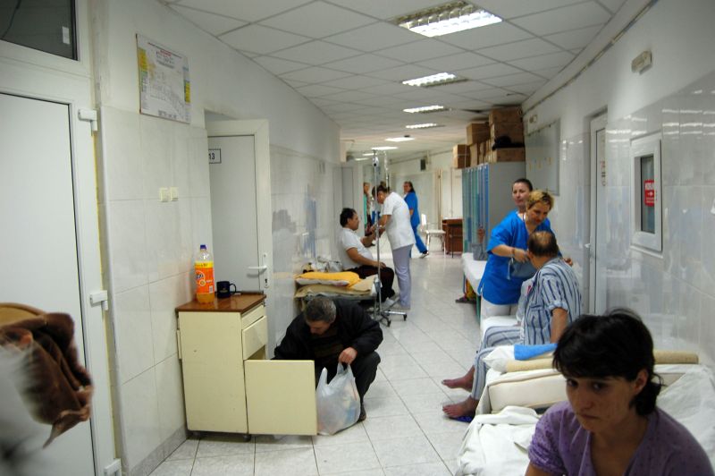Alarmă la Spitalul Județean Focșani. Crește numărul cadrelor medicale contaminate