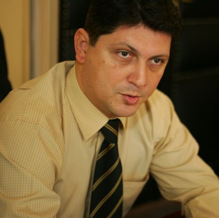 Corlățean: Liderii PDL vor guverna România "de după gratii"