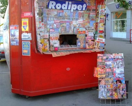 Craiova: Tineri, opriţi cu focuri de armă când încercau să spargă un chioşc de ziare