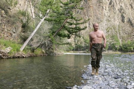 Cum a ajuns Putin personajul unei comedii care se joacă la Moscova