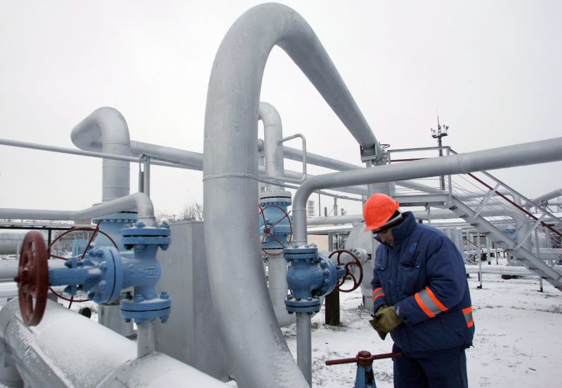 Dependenți de ruși: România a importat mai multe gaze în 2011