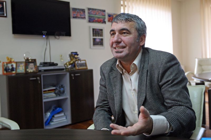 Gheorghe Hagi: "M-am născut cu fotbalul, apoi am avut familie!"