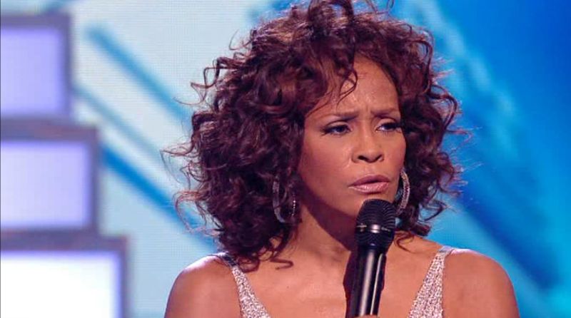 Melodiile lui Whitney Houston, cele mai vândute pe Amazon și iTunes